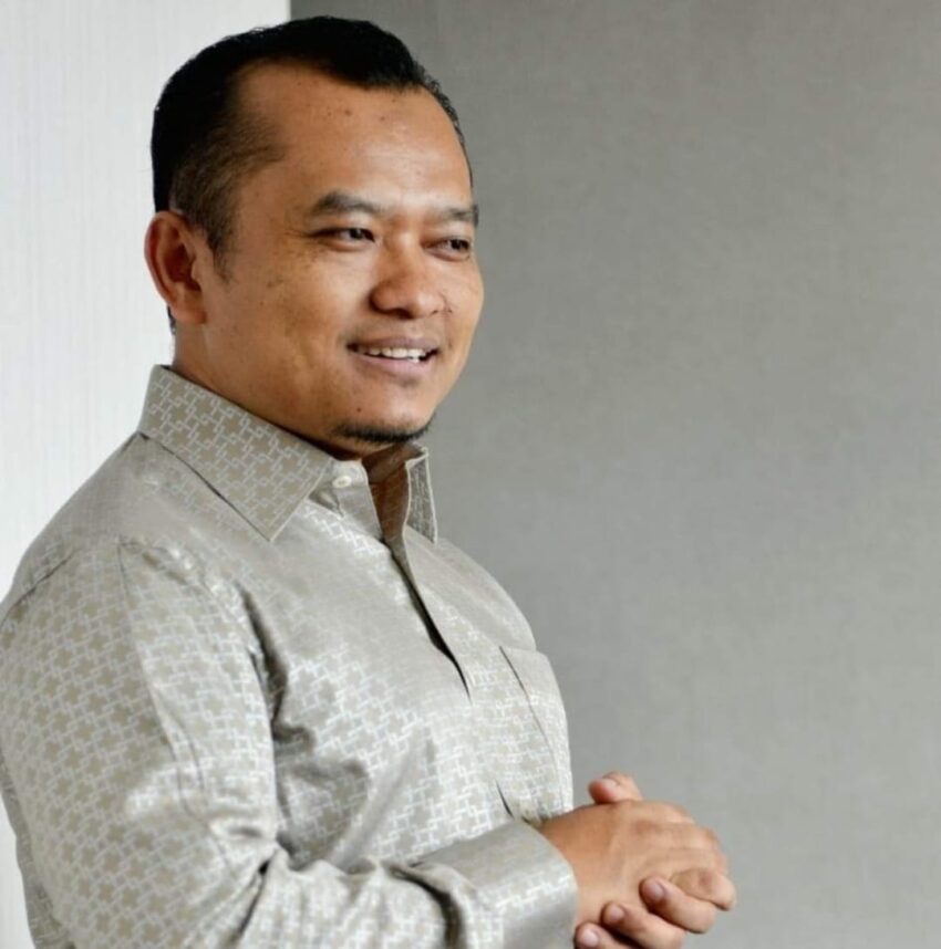 Dadang Hidayat